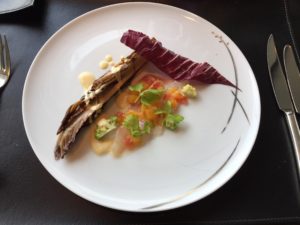 ペニンシュラ東京ホテル　ピーター　真鯛のカルパッチョ