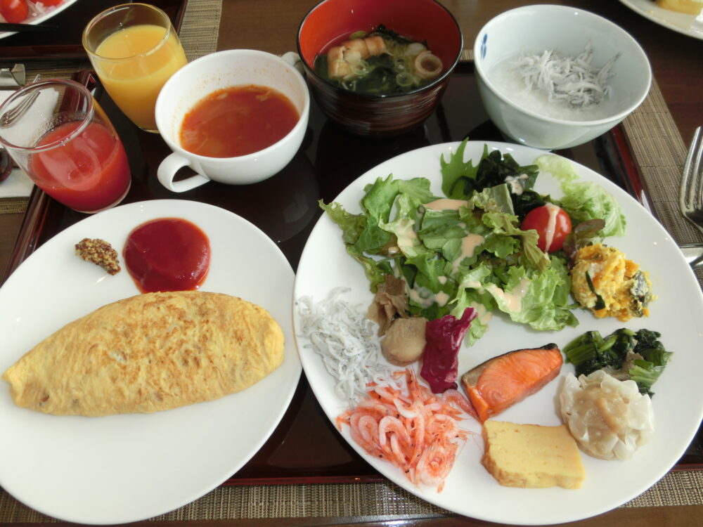 日本平ホテル　ザ・テラスでの朝食・ディナー編